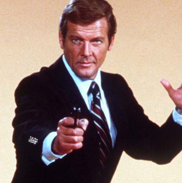 Kết quả hình ảnh cho Roger Moore